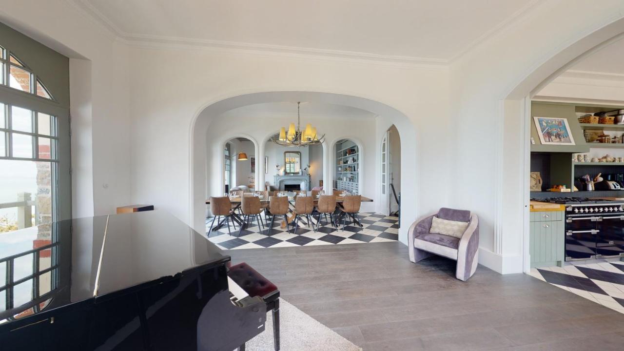Les Roches Grises, Luxueuse Villa Face Mer, 4Etoiles, Spa Et Jardin Panoramique, Societe La Clef Decamp Granville Exterior foto